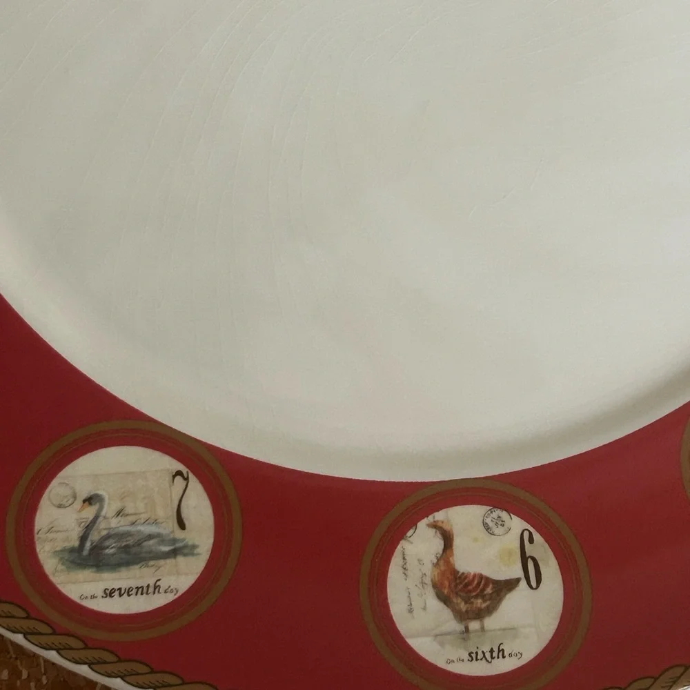 WILLIAMS SONOMA 12 DAY OF CHRISTMAS DINNER PLATE 12”. EUC